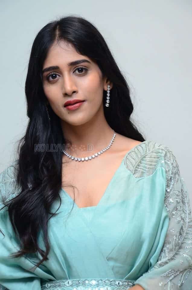 Actress Chandini Chowdary at Sammathame Movie Trailer Launch Pictures 01