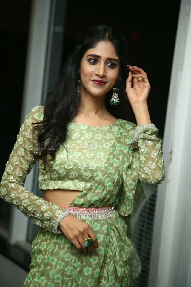 Actress Chandini Chowdary at Sammathame Movie Trailer Launch Pictures 21
