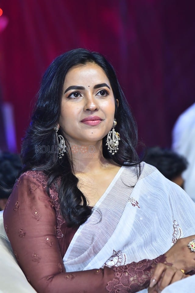 Actress Komalee Prasad at HIT 3 Movie Pre Release Event Photos 04
