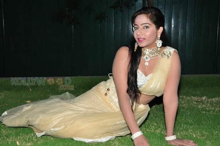 Actress Mithraw Photoshoot Stills 22