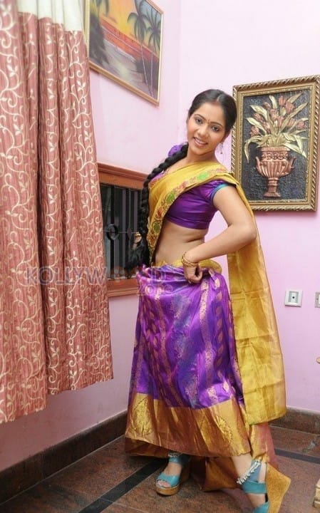 Actress Mithraw Sexy Photos 33