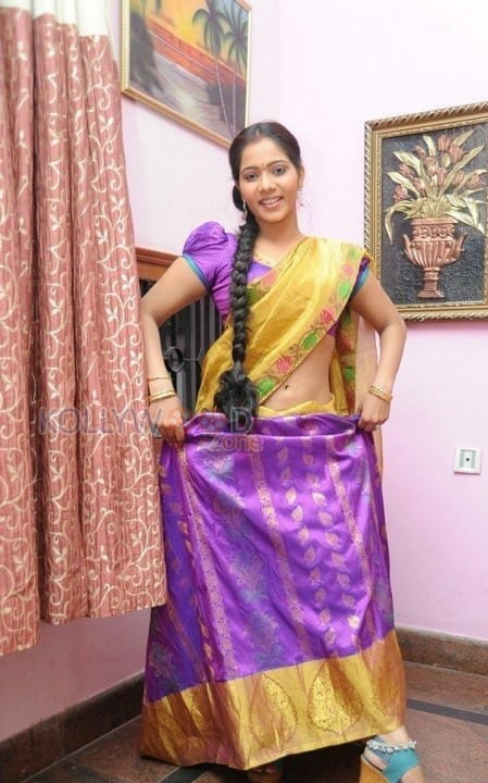 Actress Mithraw Sexy Photos 37