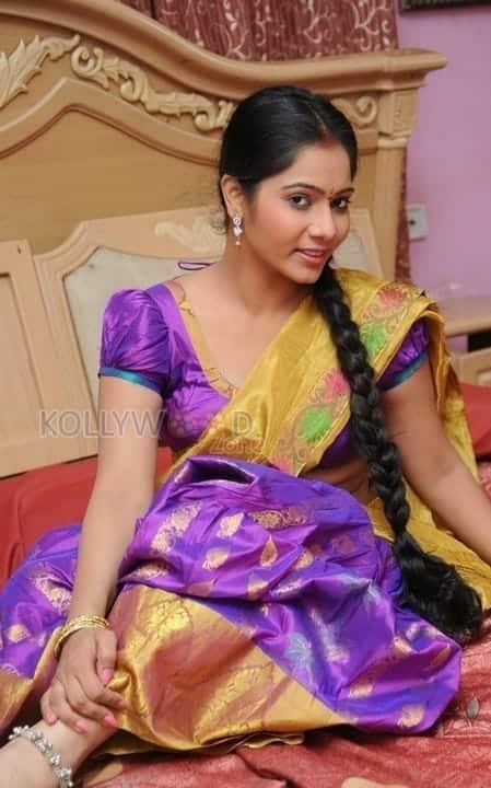 Actress Mithraw Sexy Photos 38