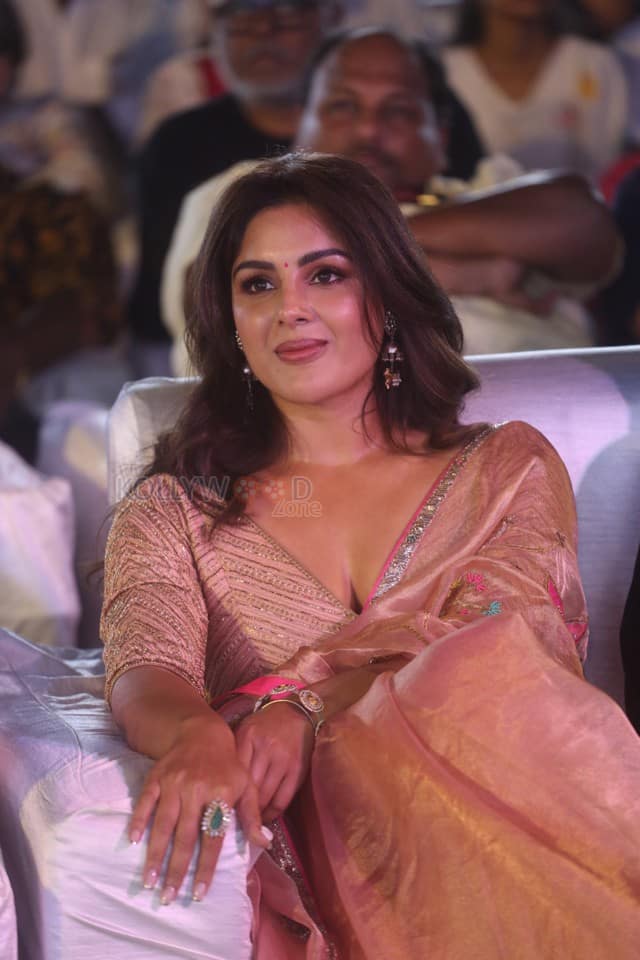 Actress Samyuktha Menon at Akhanda 2 Movie Pre Release Event Pictures 24