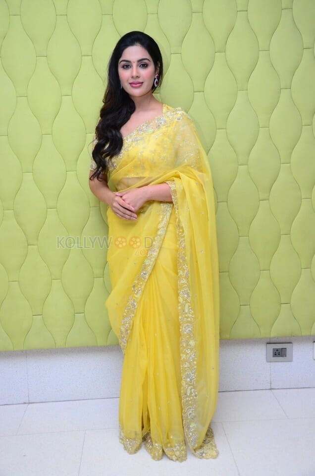 Actress Samyuktha Menon at Kaduva Movie Teaser Launch Photos 03