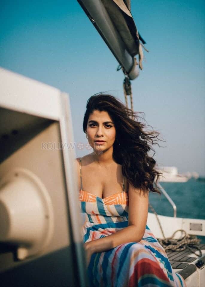 Actress Shreya Dhanwanthary Sexy on Boat Photoshoot Stills 03