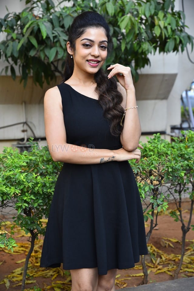 Actress Varsha Bollamma at Ooru Peru Bhairavakona Press Meet Pictures 26