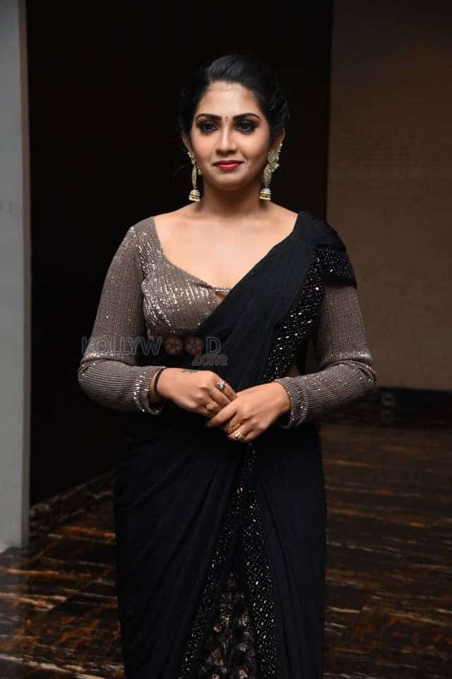 Actress Varsha Viswanath at 11 11 Movie First Look Photos 18