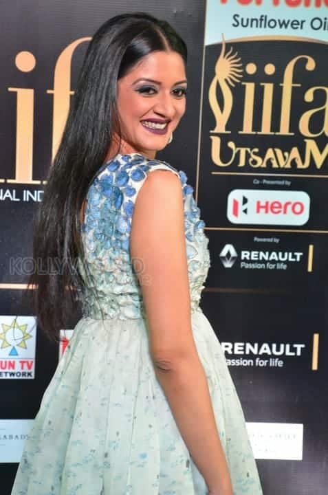 Actress Vimala Raman At Iifa Utsavam 2017 Pictures 15