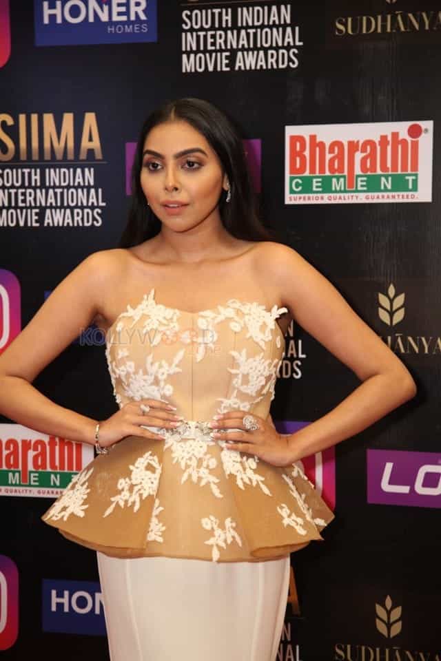 Akshaya at SIIMA Awards 2021 Day 2 Photos 02