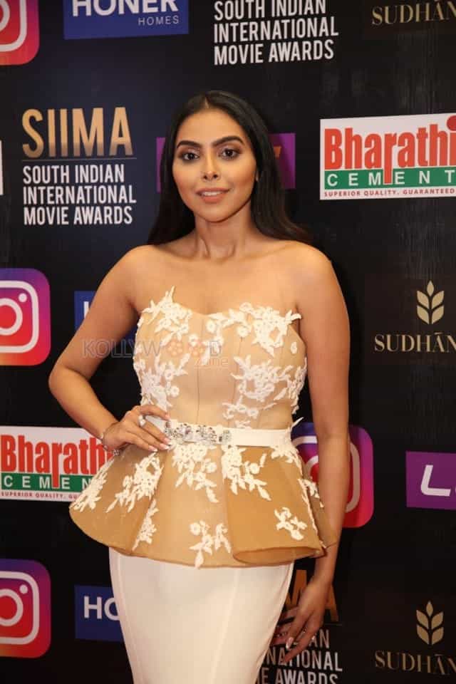 Akshaya at SIIMA Awards 2021 Day 2 Photos 07