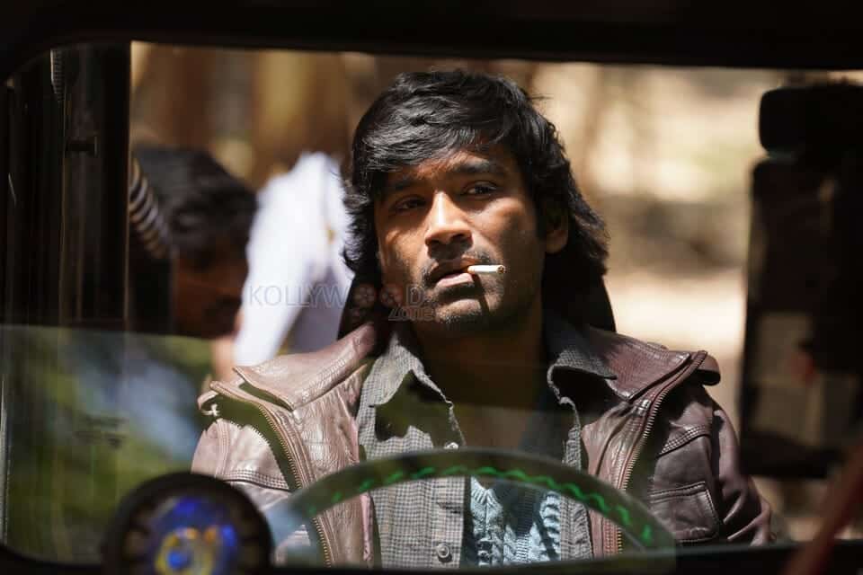 Dhanush in Naane Varuvean Movie Pictures 05