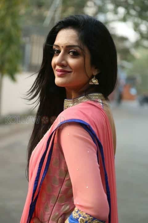 Mallu Actress Vimala Raman New Photos 11