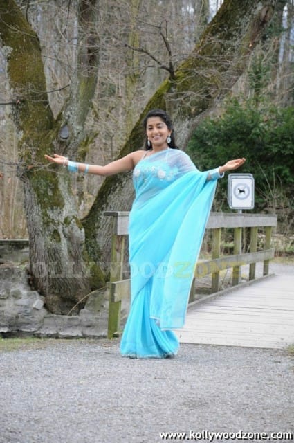 Meera Jasmine In Penn Singam Movie 09