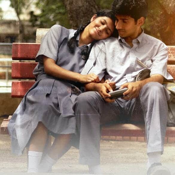 Mudhal Nee Mudivum Nee Movie Review