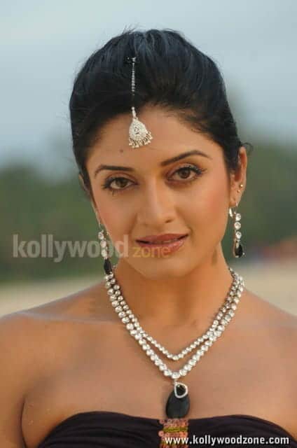 Sexy Vimala Raman Beach Pictures 09