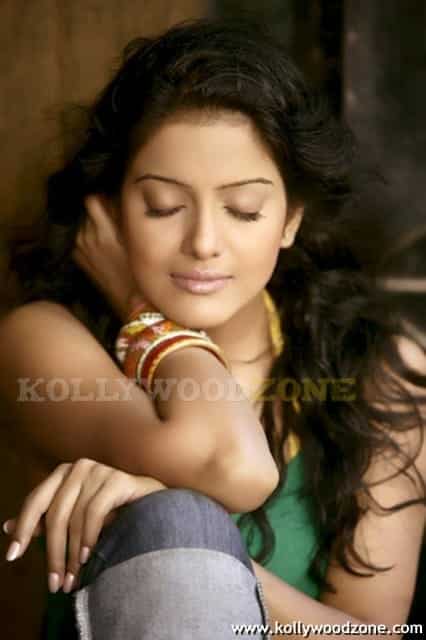 Sexy Vishakha Singh Pics007