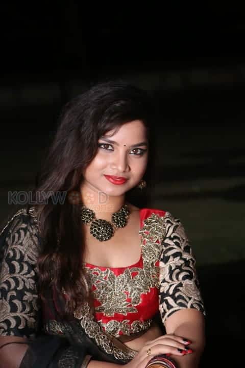 Telugu Actress Sirisha Dasari Pictures 07