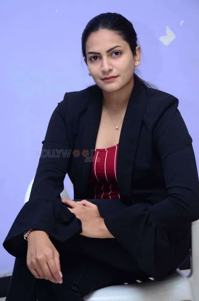 Telugu Actress Swetha Varma Photoshoot Stills 09