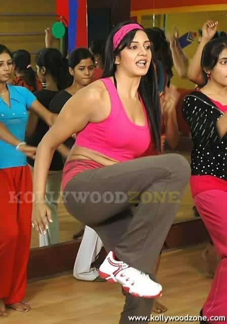 Vimala Raman Stills From Chattam Movie 2