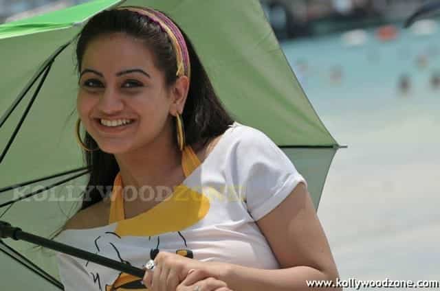 Actress Aksha Photo Gallery 36