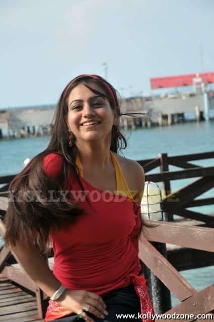 Actress Aksha Photo Gallery 47