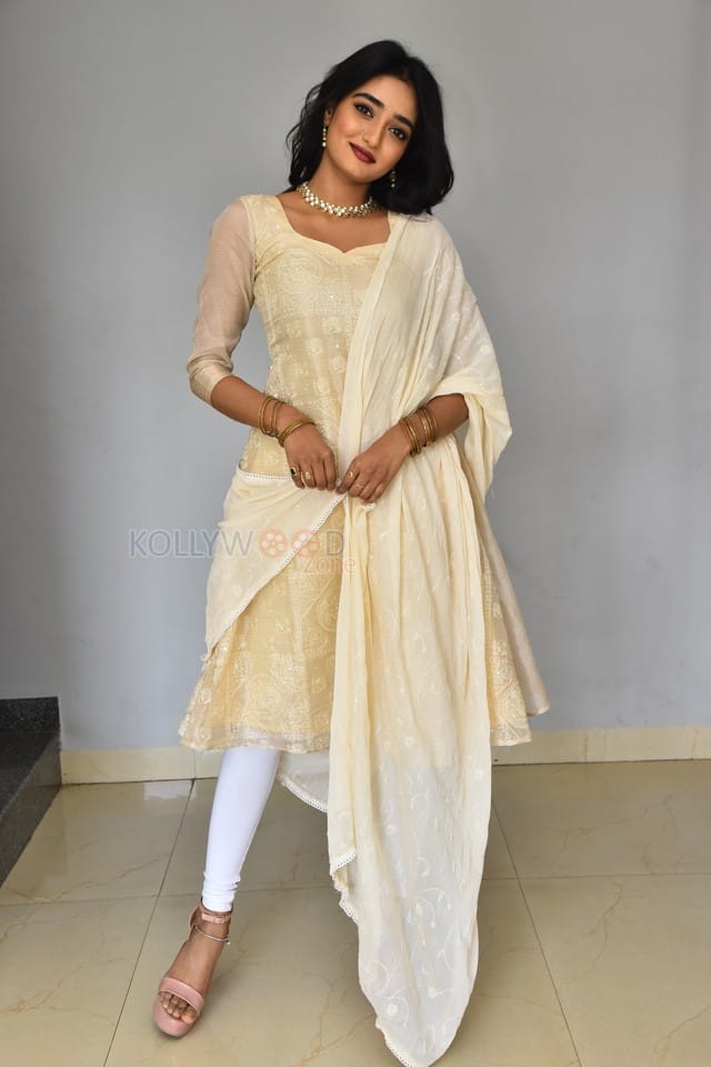 Actress Hrithika Srinivas at Hadduledura Teaser Launch Event Pictures 02