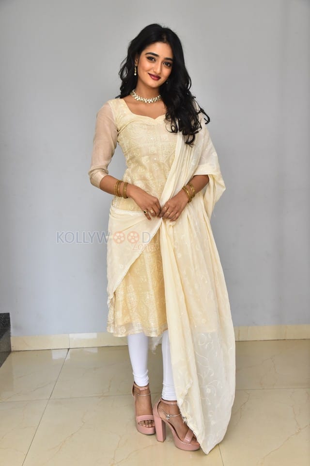 Actress Hrithika Srinivas at Hadduledura Teaser Launch Event Pictures 06