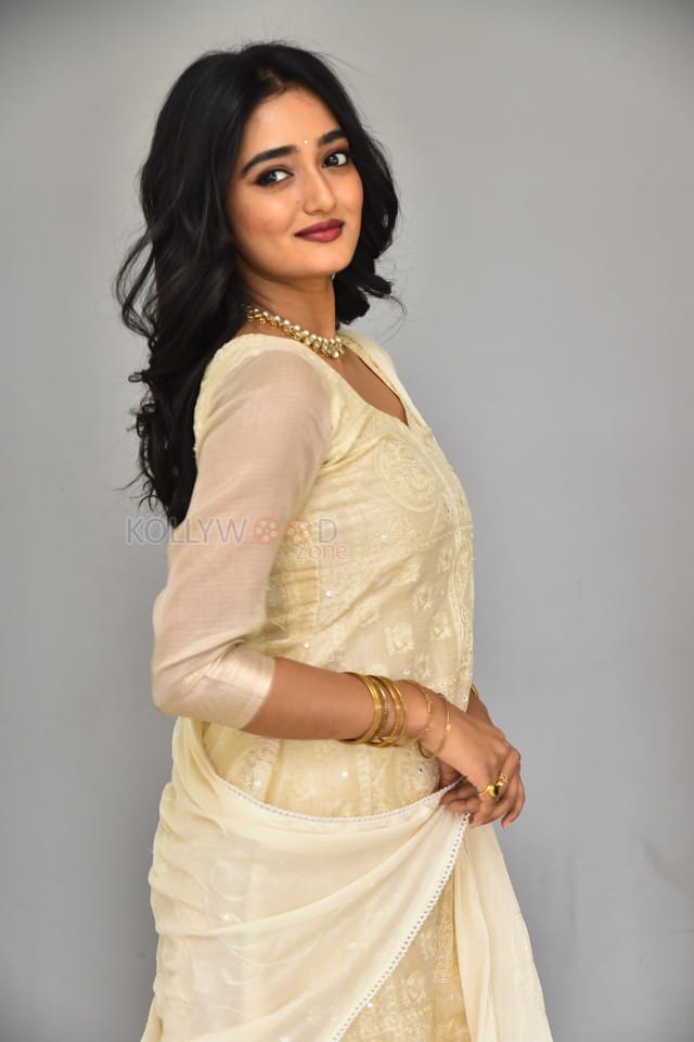 Actress Hrithika Srinivas at Hadduledura Teaser Launch Event Pictures 24