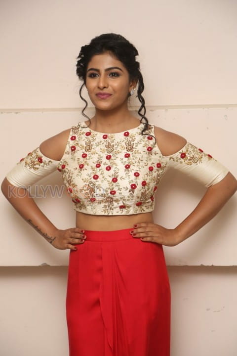 Actress Kruthika Jayakumar Latest Photos 01