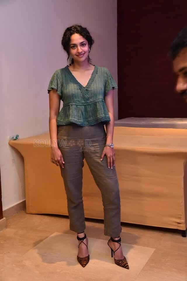 Actress Malavika Nair at Thank You Movie Team Media Interaction Pictures 20