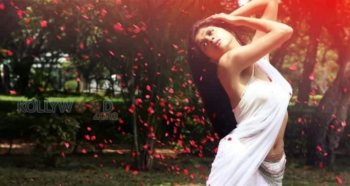 Actress Naveena Mrudhula Basker Spicy Hot Photos 14