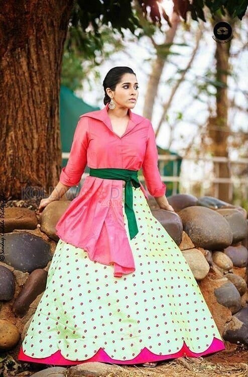 Actress Rashmi Gautam Photoshoot Pictures 07
