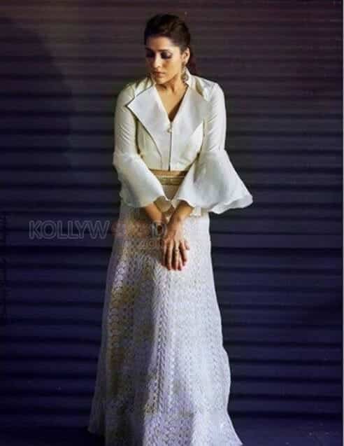 Actress Rashmi Gautam Photoshoot Pictures 11