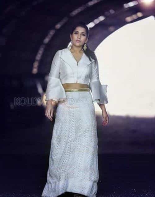 Actress Rashmi Gautam Photoshoot Pictures 12