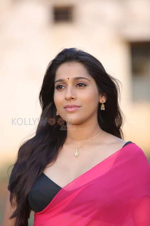 Actress Rashmi Gautam Sexy Photoshoot Photos 01
