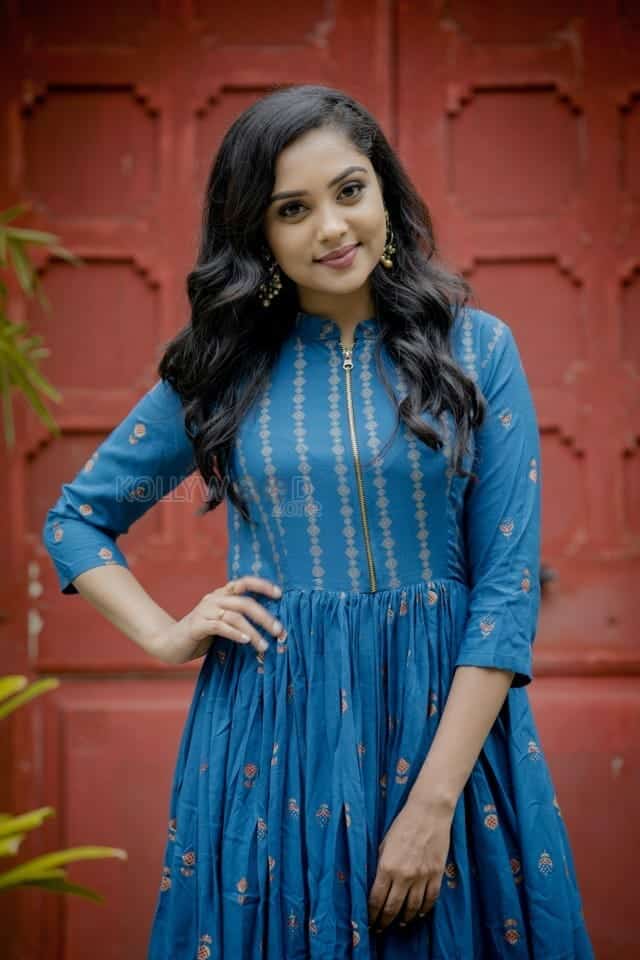 Actress Smruthi Venkat Photoshoot Stills 06