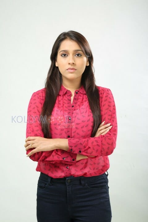 Dhowlath Heroine Rashmi Gautam Pictures 03