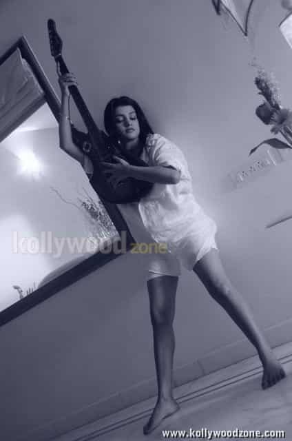 Hot Tashu Kaushik Spicy Sexy Stills 19