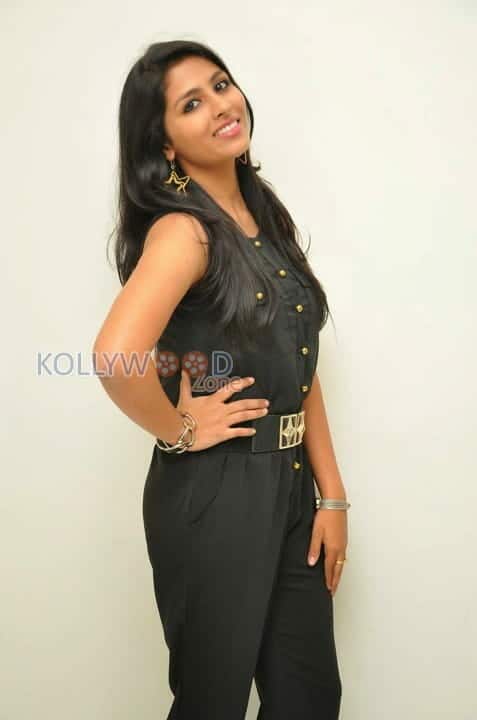 Kruthika Jayakumar Pictures 20