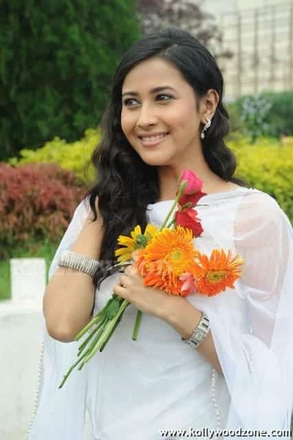 Sexy Panchi Bora Stills 02