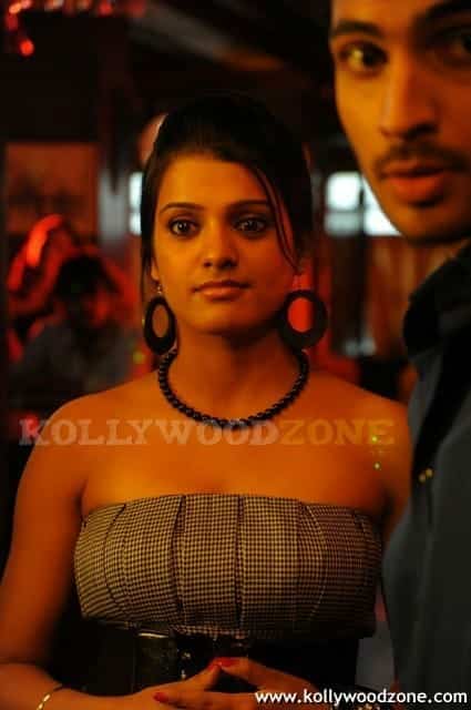 Sexy Tashu Kaushik Photos 135