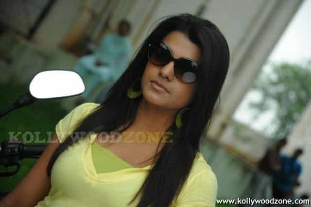 Sexy Tashu Kaushik Photos 156