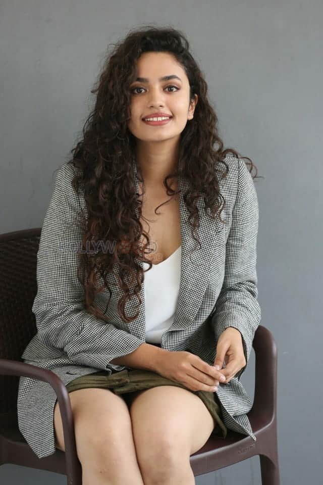 Taxiwala Actress Malavika Nair Sexy Photos 29