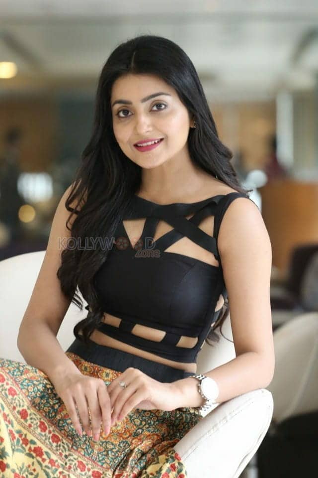 Telugu Beauty Avantika Mishra Pictures 22