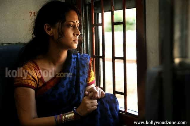 Vidiyum Munn Movie Heroine Pooja Stills 05