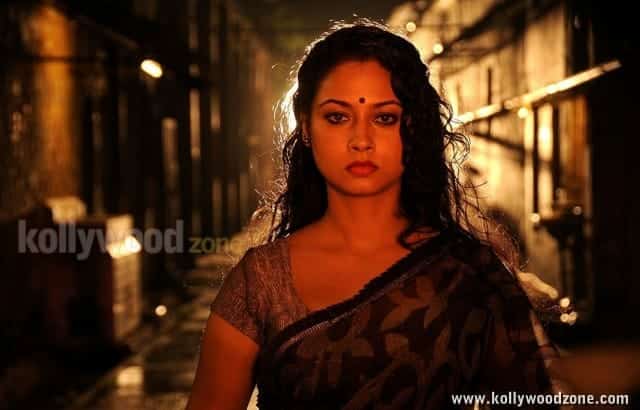 Vidiyum Munn Movie Heroine Pooja Stills 10