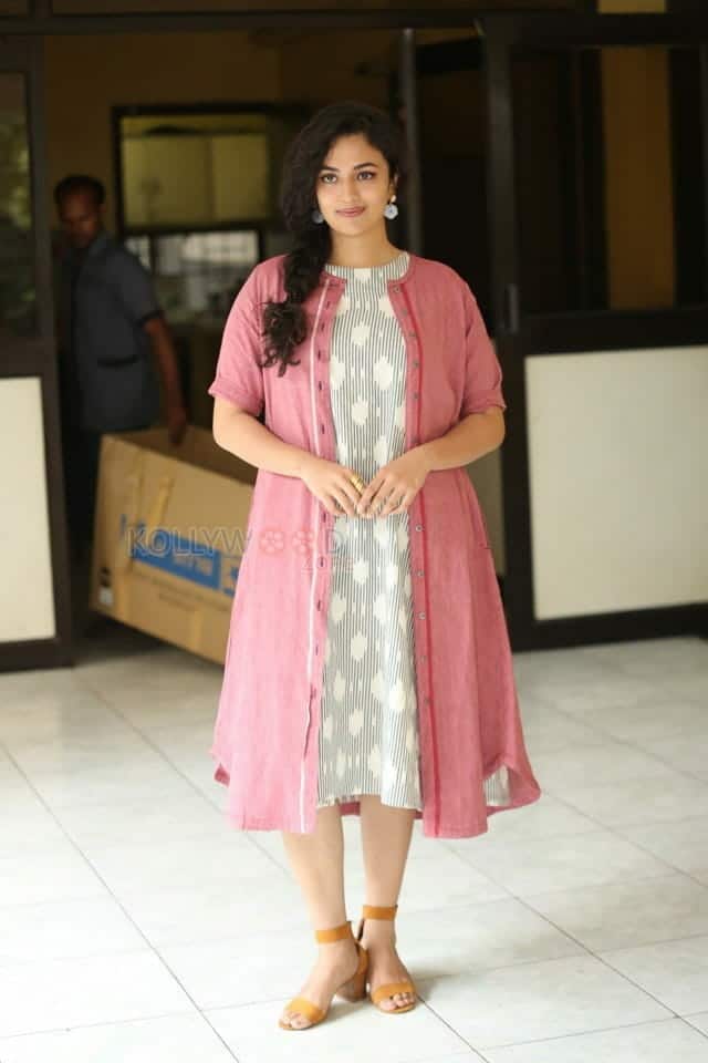 Vijetha Movie Heroine Malavika Nair Interview Photos 03