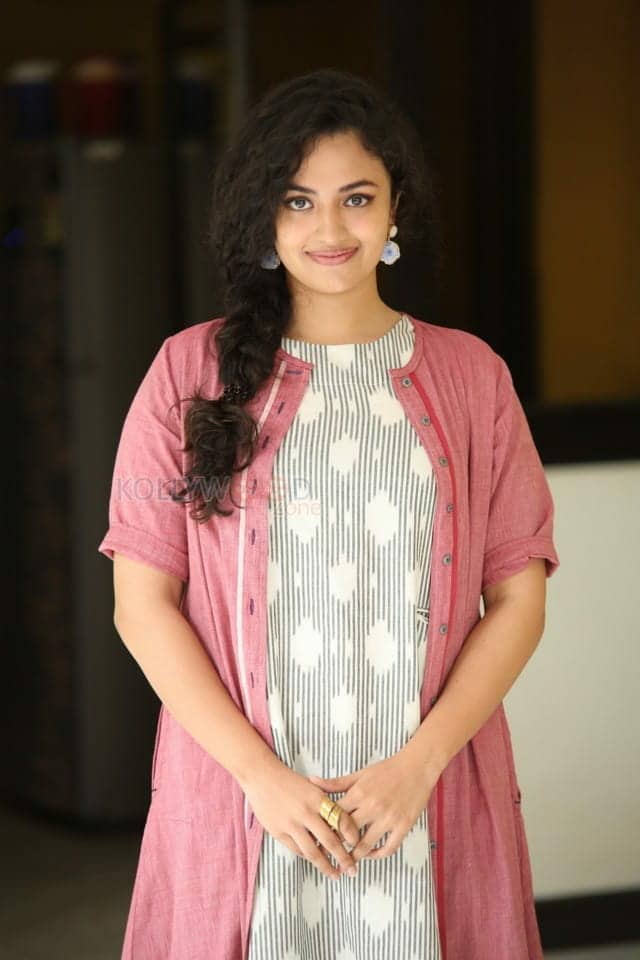 Vijetha Movie Heroine Malavika Nair Interview Photos 13