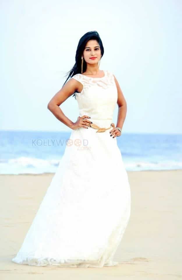Actress Anusha Rai Photo Shoot Pictures 03
